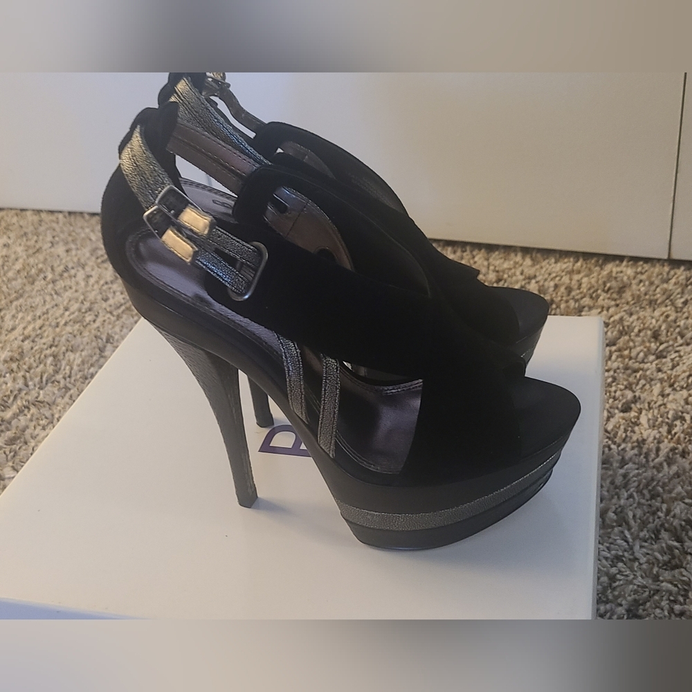 Bakers Size 6 Black And Silver Platform Stileto Y2K Heals - 6 1/2 inch heel - Picture 9 of 11